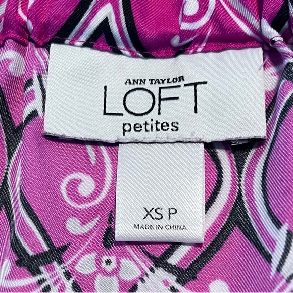 Loft (Ann Taylor) Petite XSP Dressy Geometric Print Grosgrain Ribbon strap tank - Picture 5 of 9